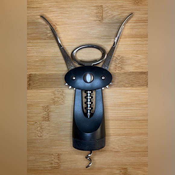 Bar Accessories - Set of 4 - Bottle Opener/Stopper/Pourer Kit with Gift Box - Picture 9 of 13